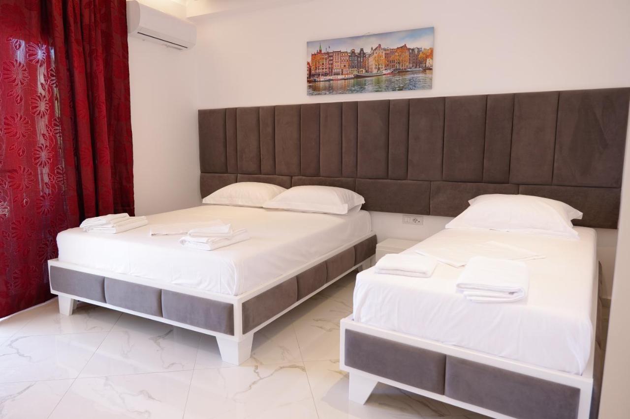 Lumi Hotel Sarandë 外观 照片
