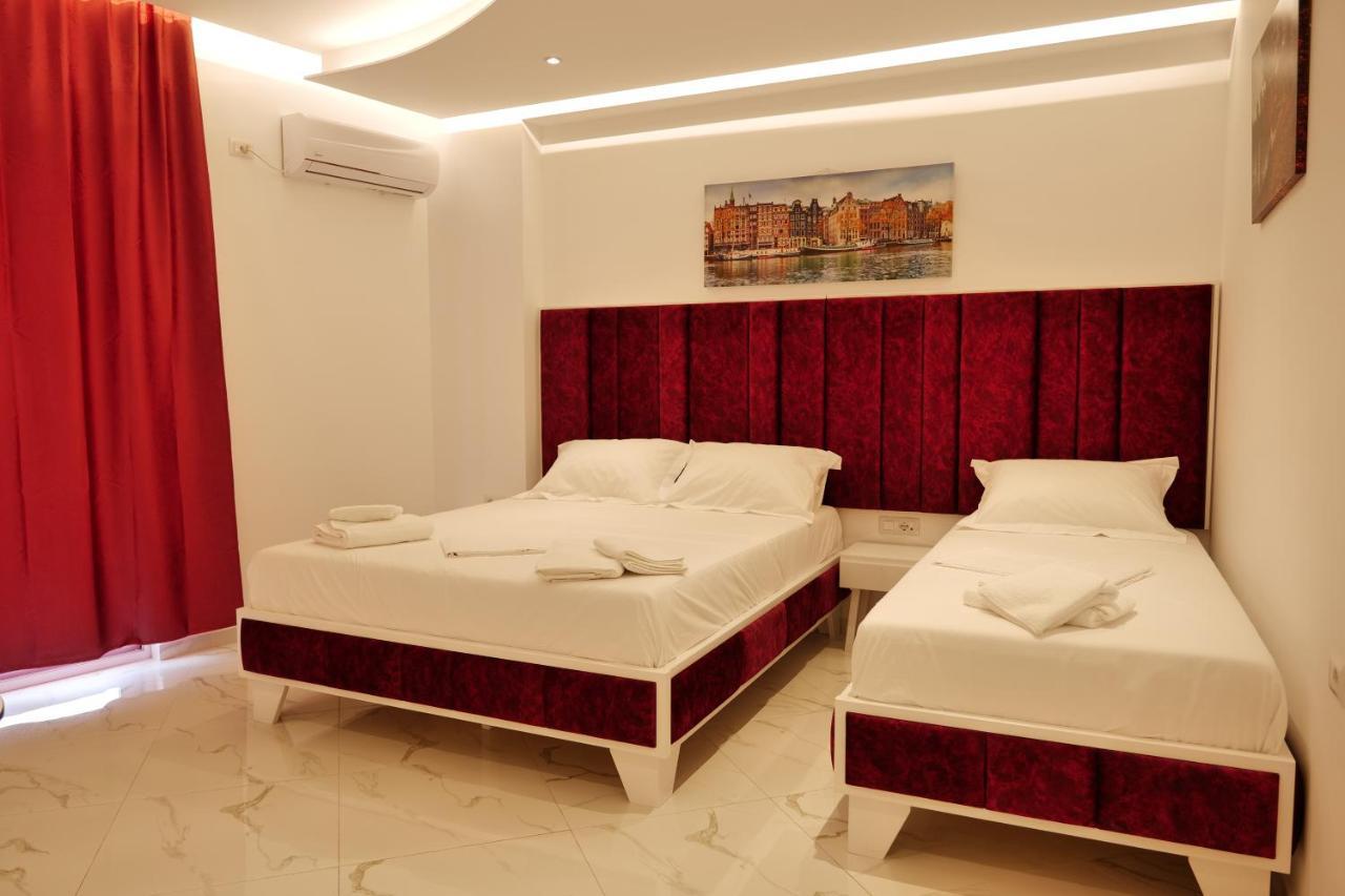 Lumi Hotel Sarandë 外观 照片