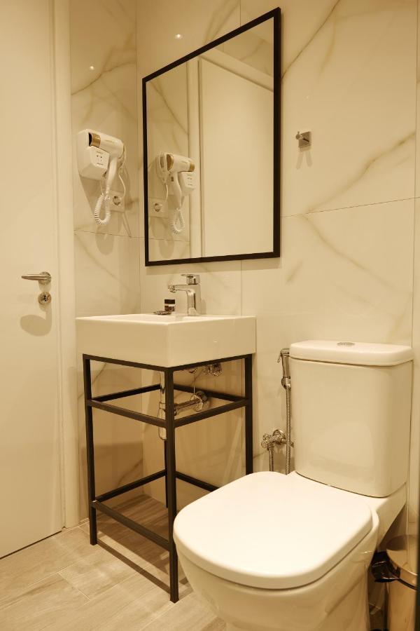 Lumi Hotel Sarandë 外观 照片