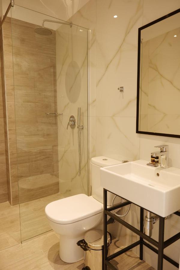 Lumi Hotel Sarandë 外观 照片